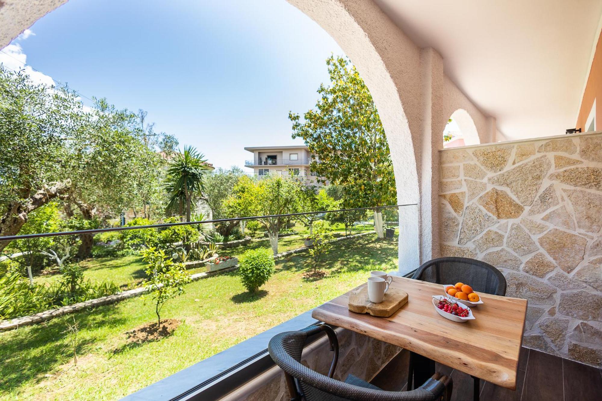 Mathraki Resort ゴウヴィア エクステリア 写真